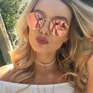 Women Retro Round Sunglasses – Vintage Metal Frame Shades, UV Protection Stylish Eyewear for Everyday Fashion